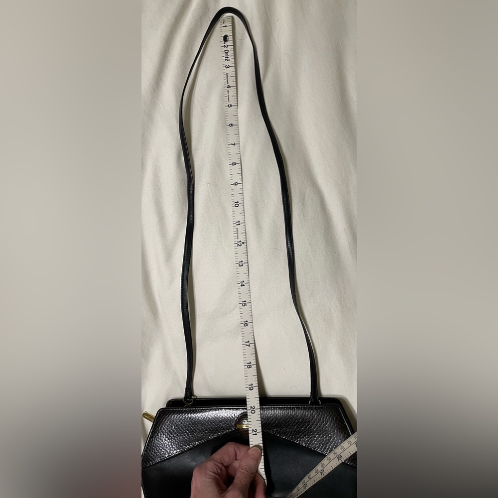 Authentic Vintage Ferragamo Sophisticated Black Leather Bag with Gold Hardware - Picture 13 of 16